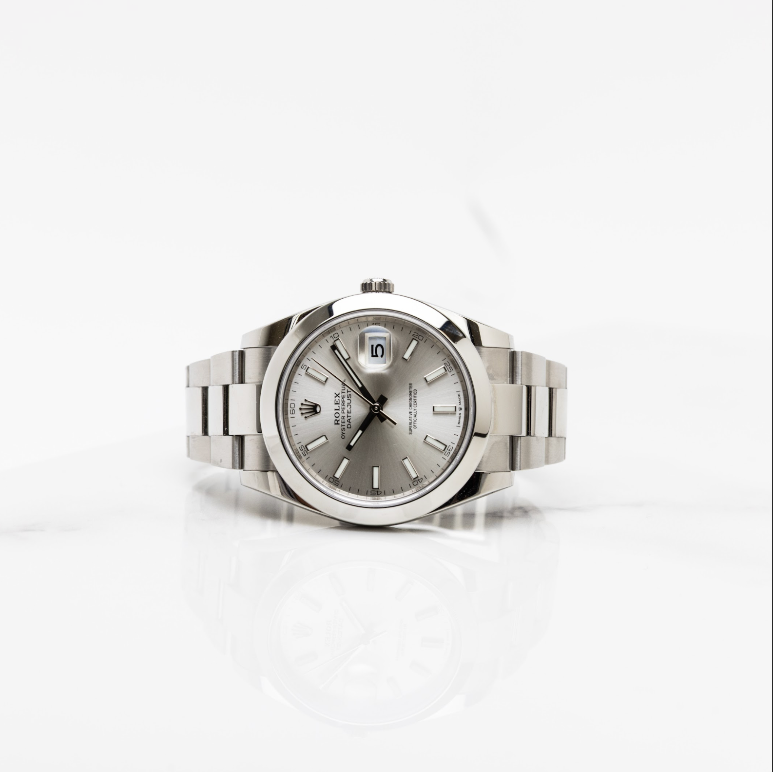 Rolex Datejust - 126200 Silver Dial