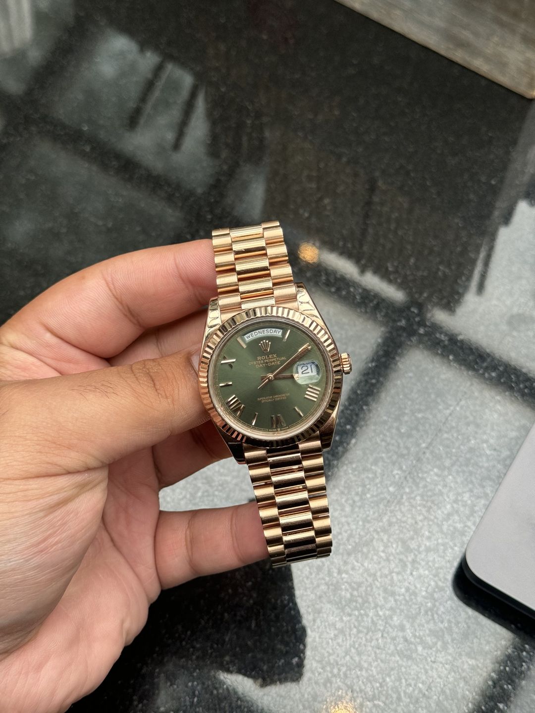 Rolex DayDate "Olive" 228235